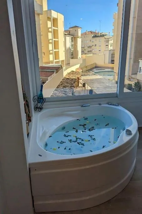 Apartment Moderno Estudio Con Jacuzzi Privado Y Piscinas! Torremolinos Spain
